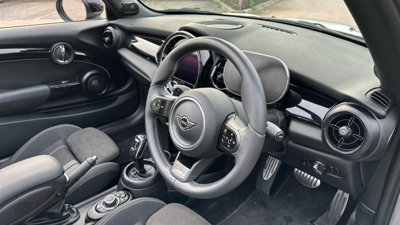 MINI Convertible 2.0 Cooper S Classic 2dr Auto Petrol Convertible